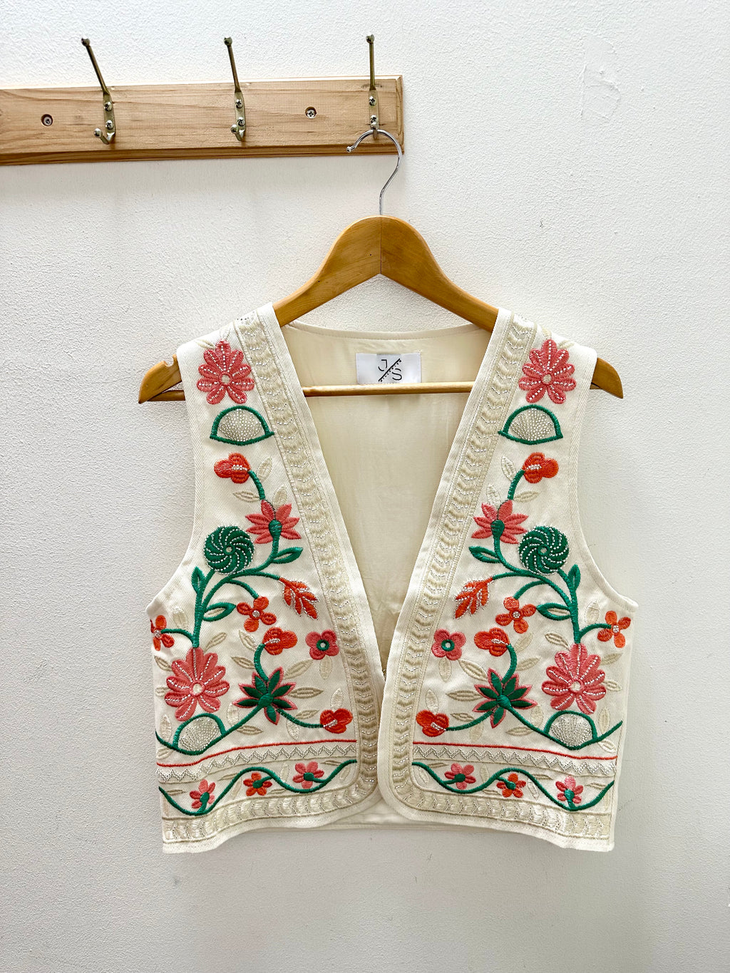 EMBROIDERY FLOWER BEAD GILET