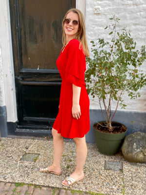 LADY IN RED DRESS